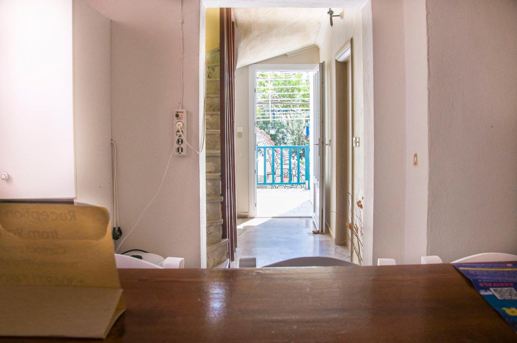 Christina Rooms Adamantas  Ngoại thất bức ảnh