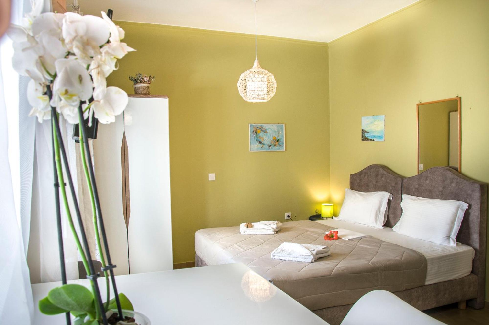 Christina Rooms Adamantas  Ngoại thất bức ảnh